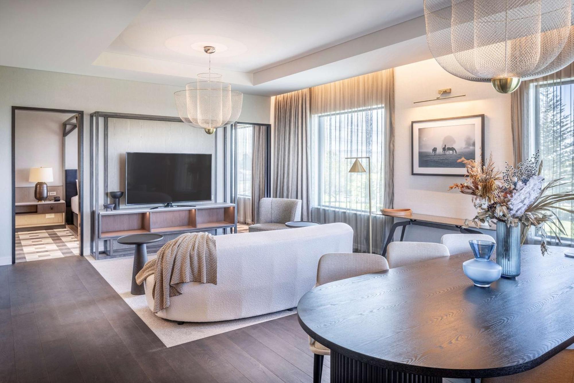 Doubletree By Hilton Auckland Karaka Hotel Bagian luar foto