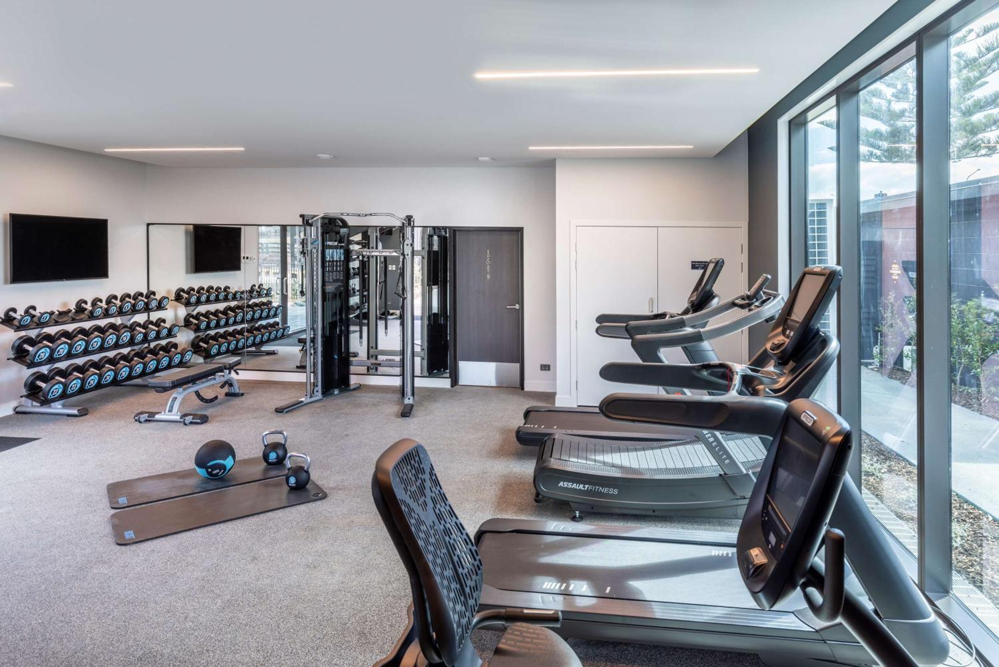 Doubletree By Hilton Auckland Karaka Hotel Bagian luar foto