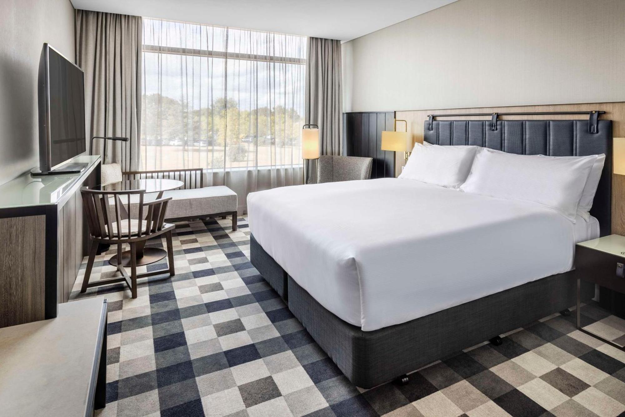 Doubletree By Hilton Auckland Karaka Hotel Bagian luar foto